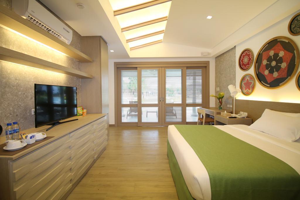 Bohol Shores Dauis Zimmer foto